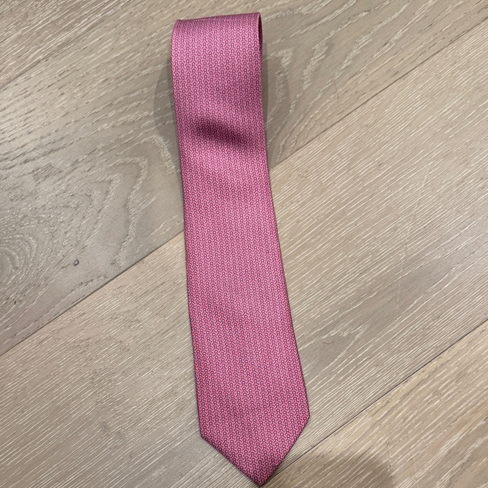Salvatore Ferragamo Pink Patterned Silk Tie